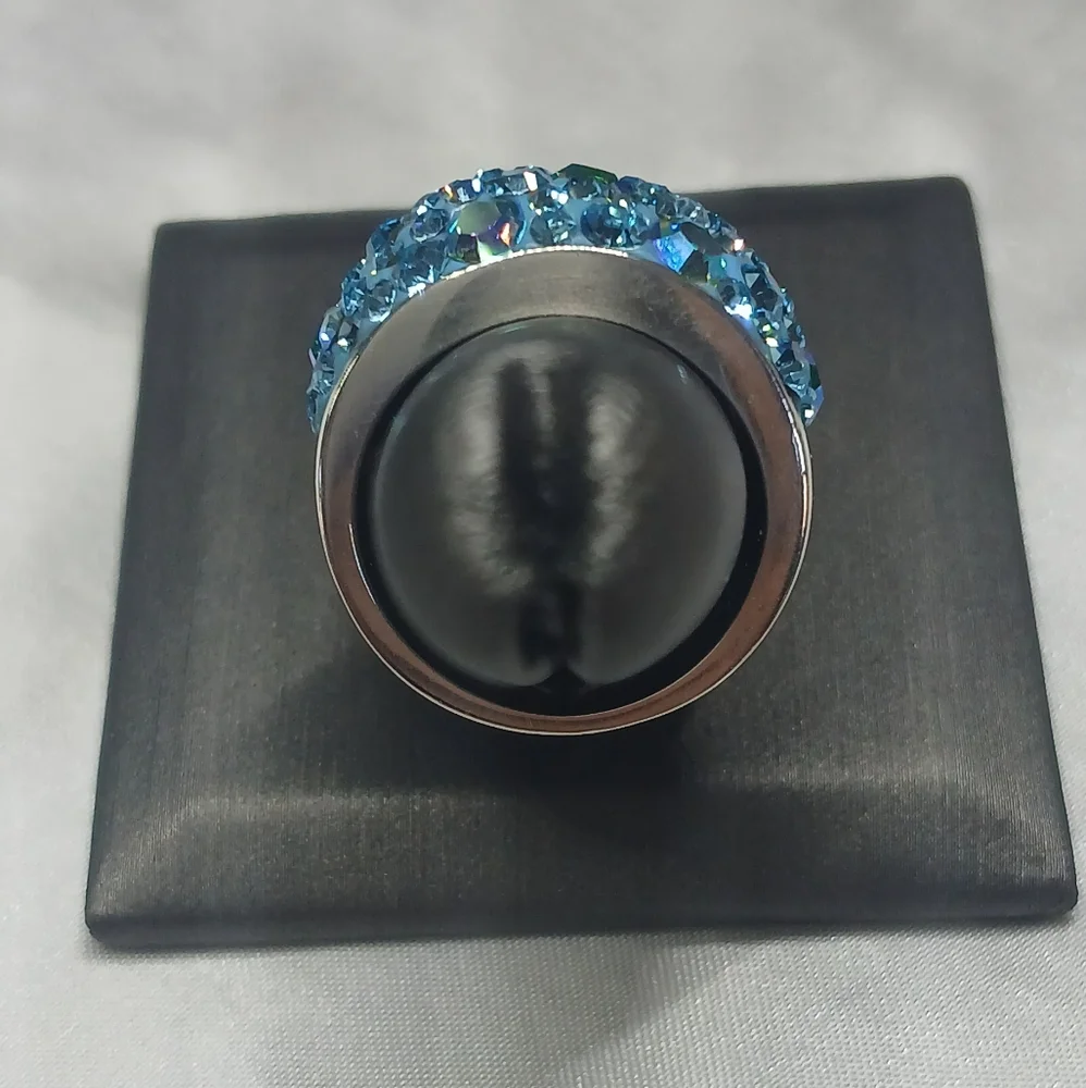 Aquamarine Zircon clustered ring. Silver overlay, JCM Malaysian Brass. Size 8. - Picture 6 of 8